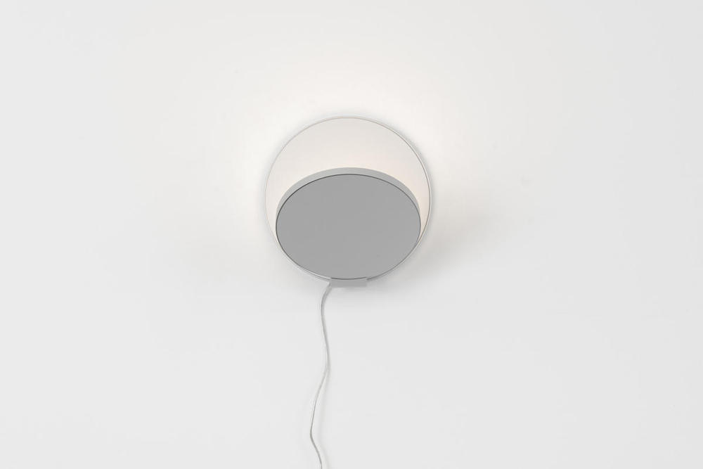 Gravy Wall Sconce - Silver body, Silver plates - Plug-in